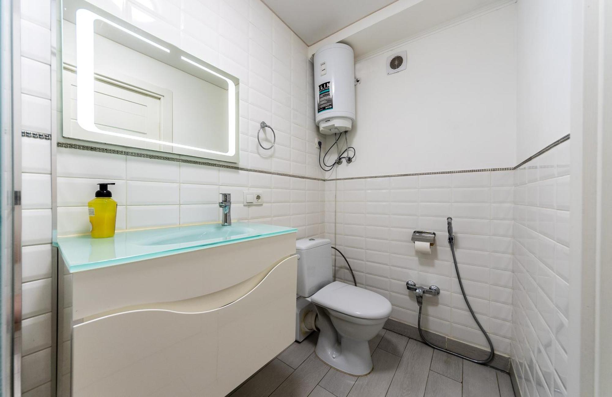 Home Apartments Киев Экстерьер фото