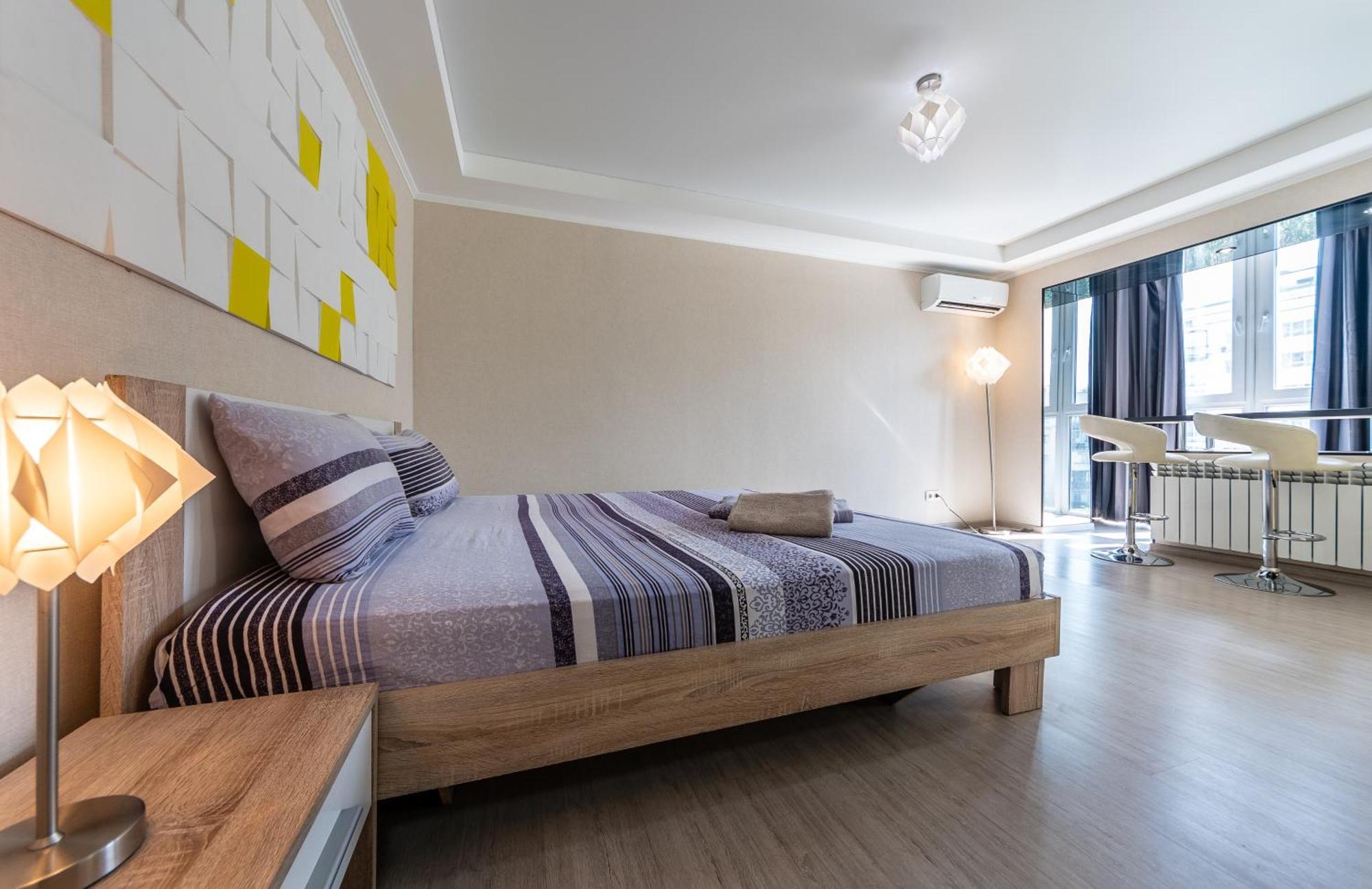 Home Apartments Киев Экстерьер фото
